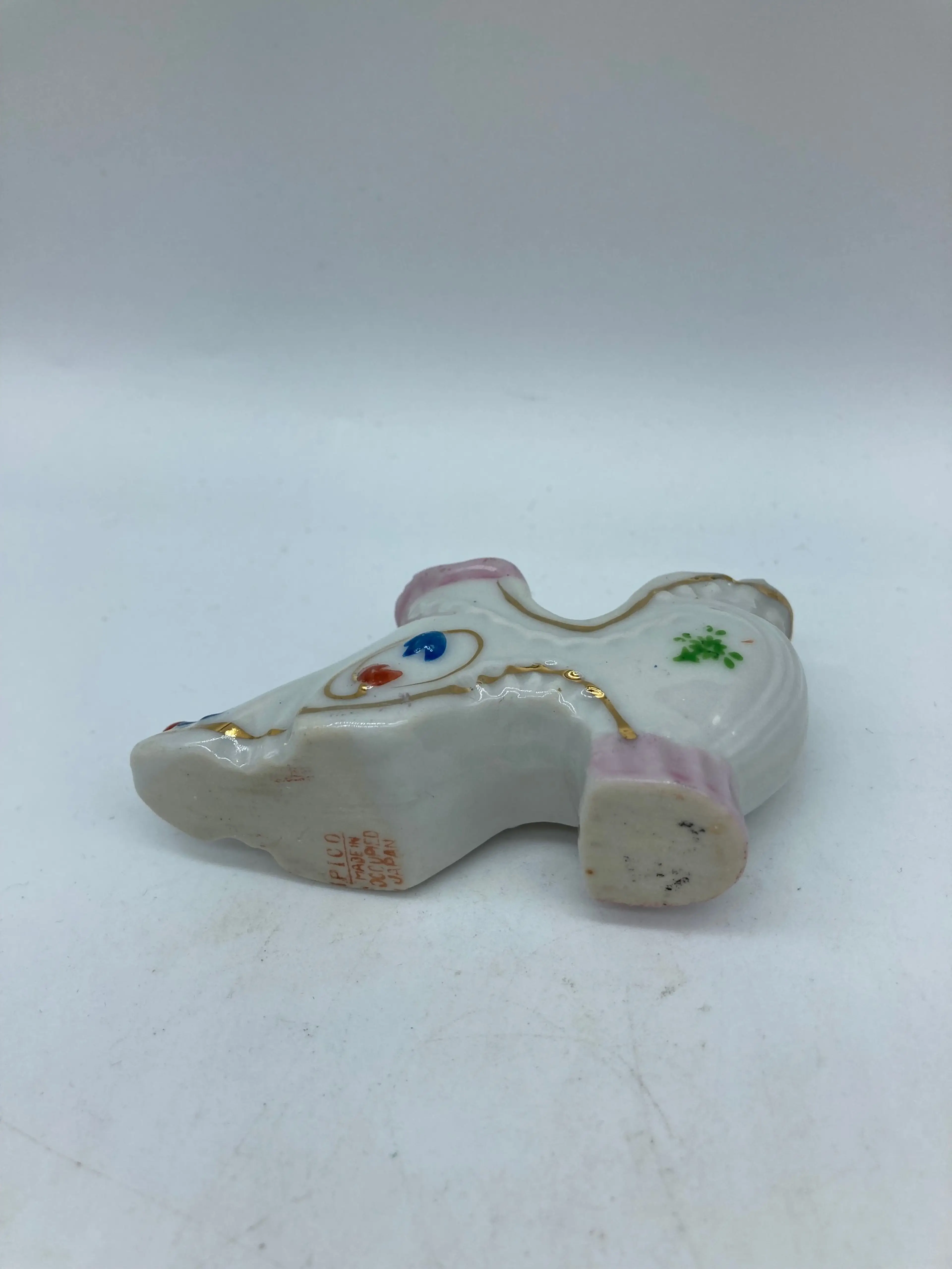 Image 3 of 3