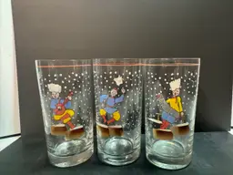 Folk Art Glass Set.