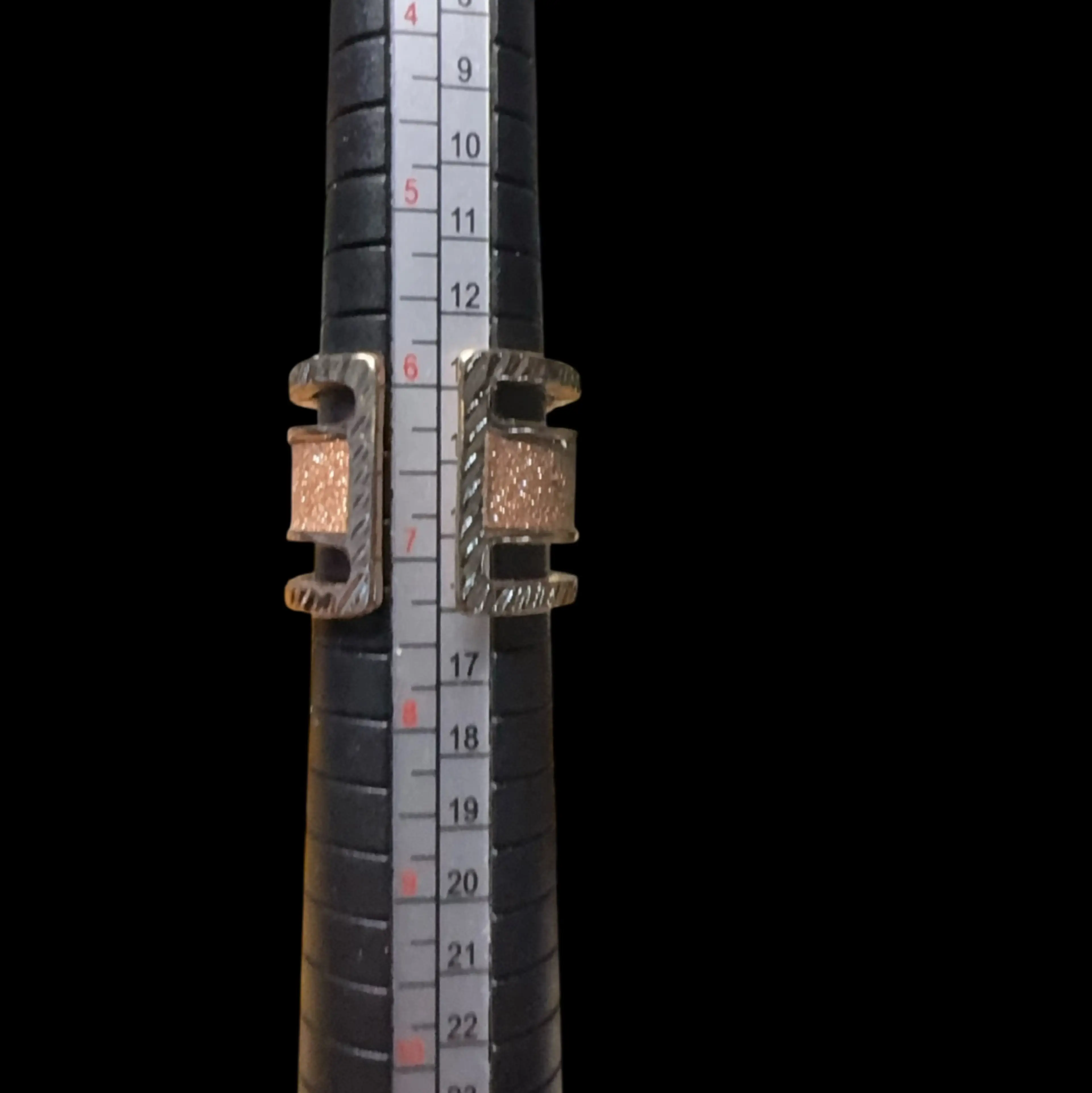 Image 4 of 5
