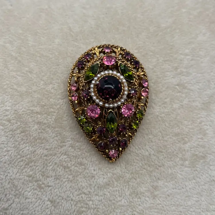 #J25 - Vintage Brooch Florenza Victorian Revival Multicolored Crystals Gold Tone Metal