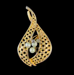 Expan Gold Tone Brooch with Rhinestones and Faux Pearls 2.5” x 1.5”