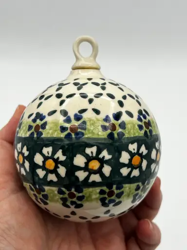 Join Us For More Vintage Variety And Live Music!