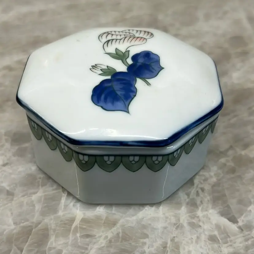 Vintage Nightingale Song, Japan, Porcelain Trinket Box