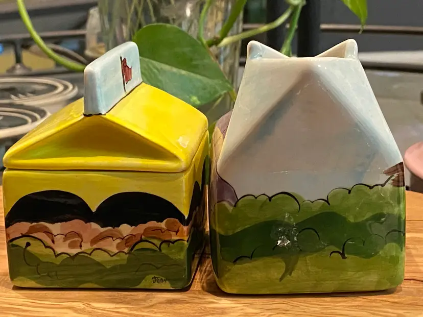 Vntg. Sugar & Creamer Set “Win, Place, Show” by Expensive Pieces -Scottsdale, AZ