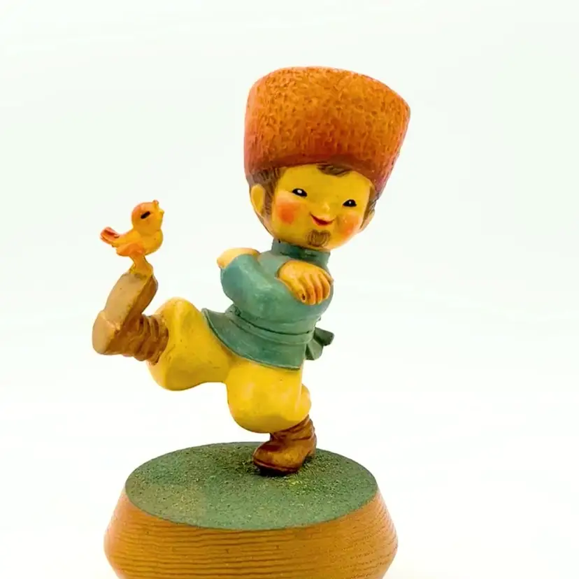 Vintage ANRI Russian Cossack Boy Music Box Artist Juan Ferrandiz Hand-Carved
