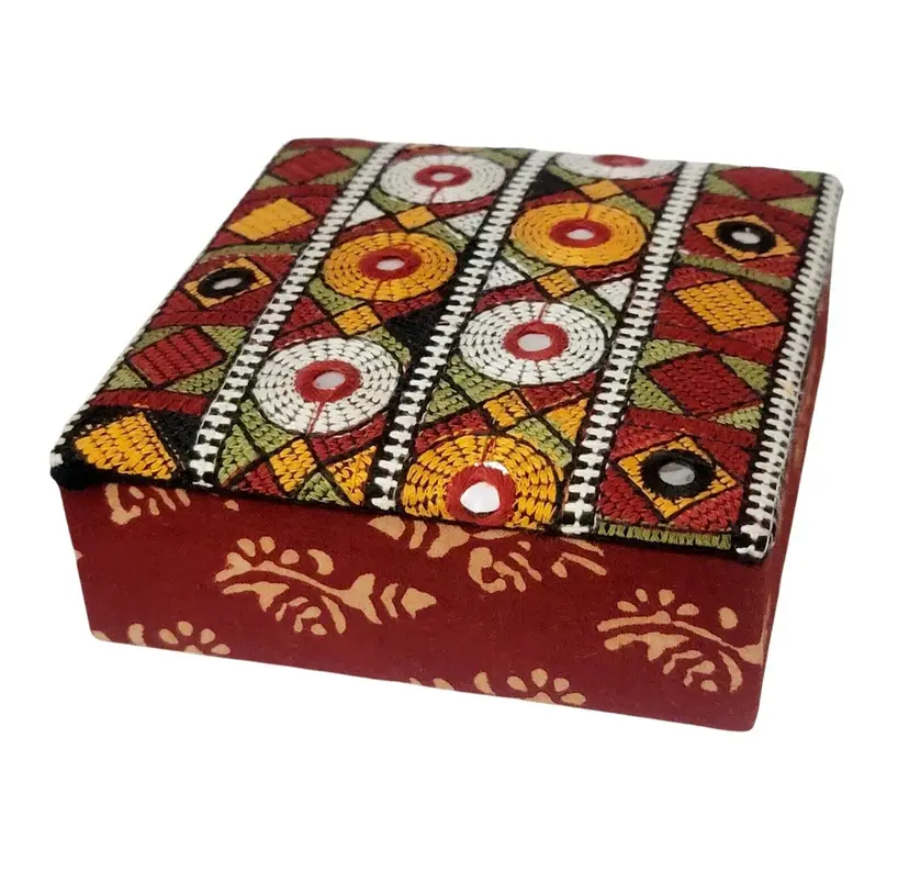 Vintage Bohemian Hand Embroidered Lined Trinket Jewelry Keepsake Box 6" x 6"