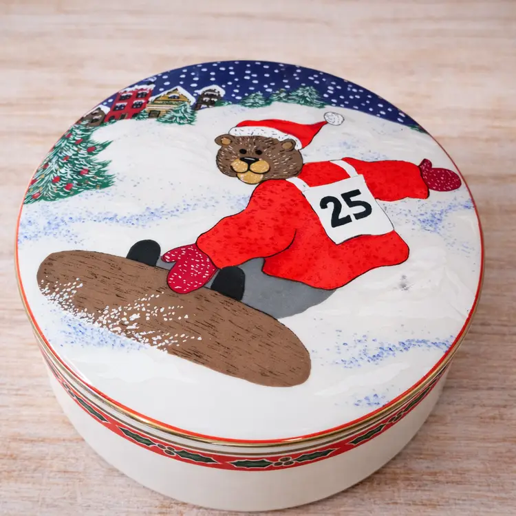 Vintage 1980's Mikasa Snowboard Teddy Christmas Trinket Box/Candy Dish Made in Japan
