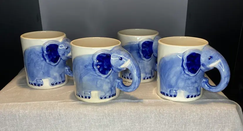 Set Of Four Vintage Delft Elephant Mugs Handcrafted Delft Blue D. A. L.C.
