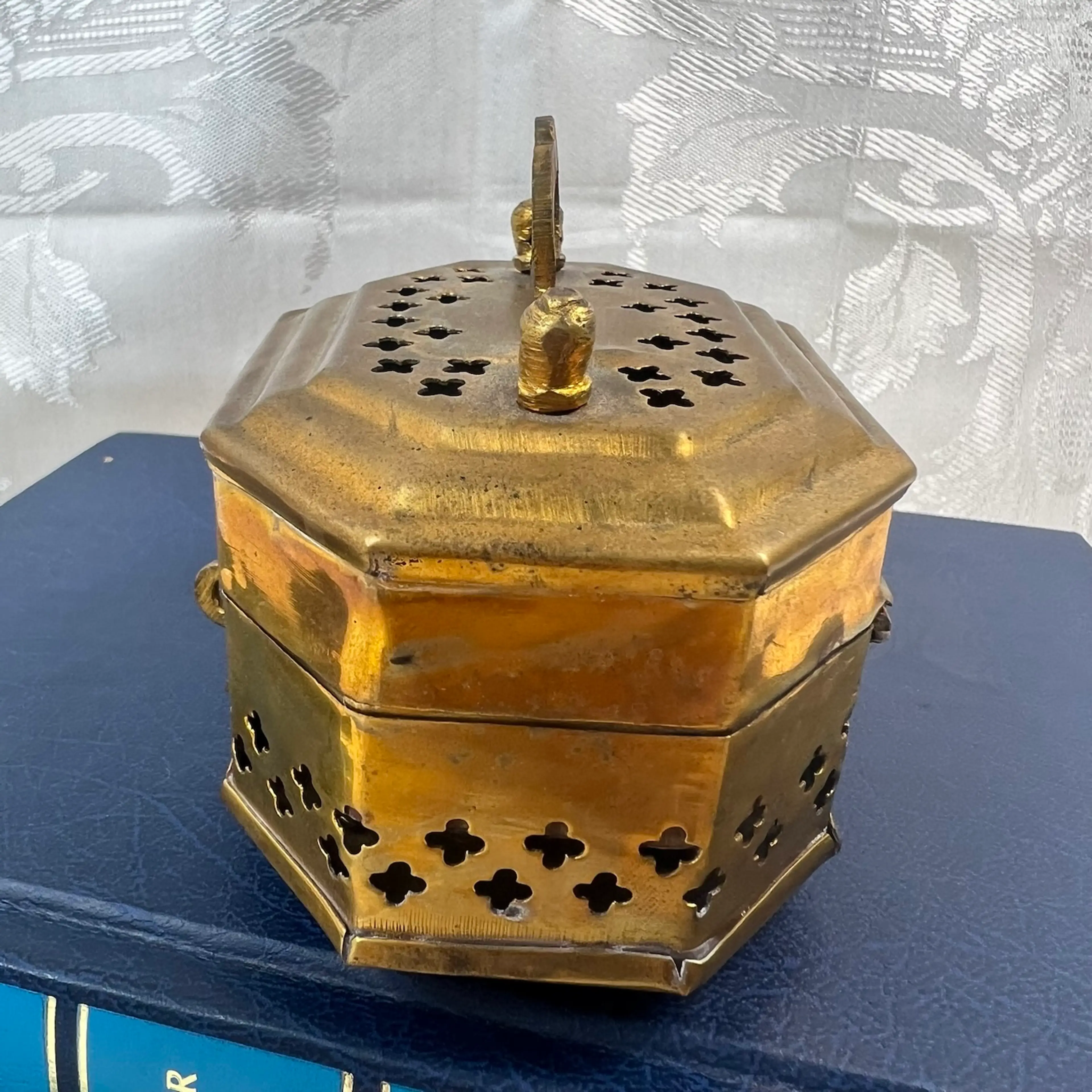 Image 4 of 8