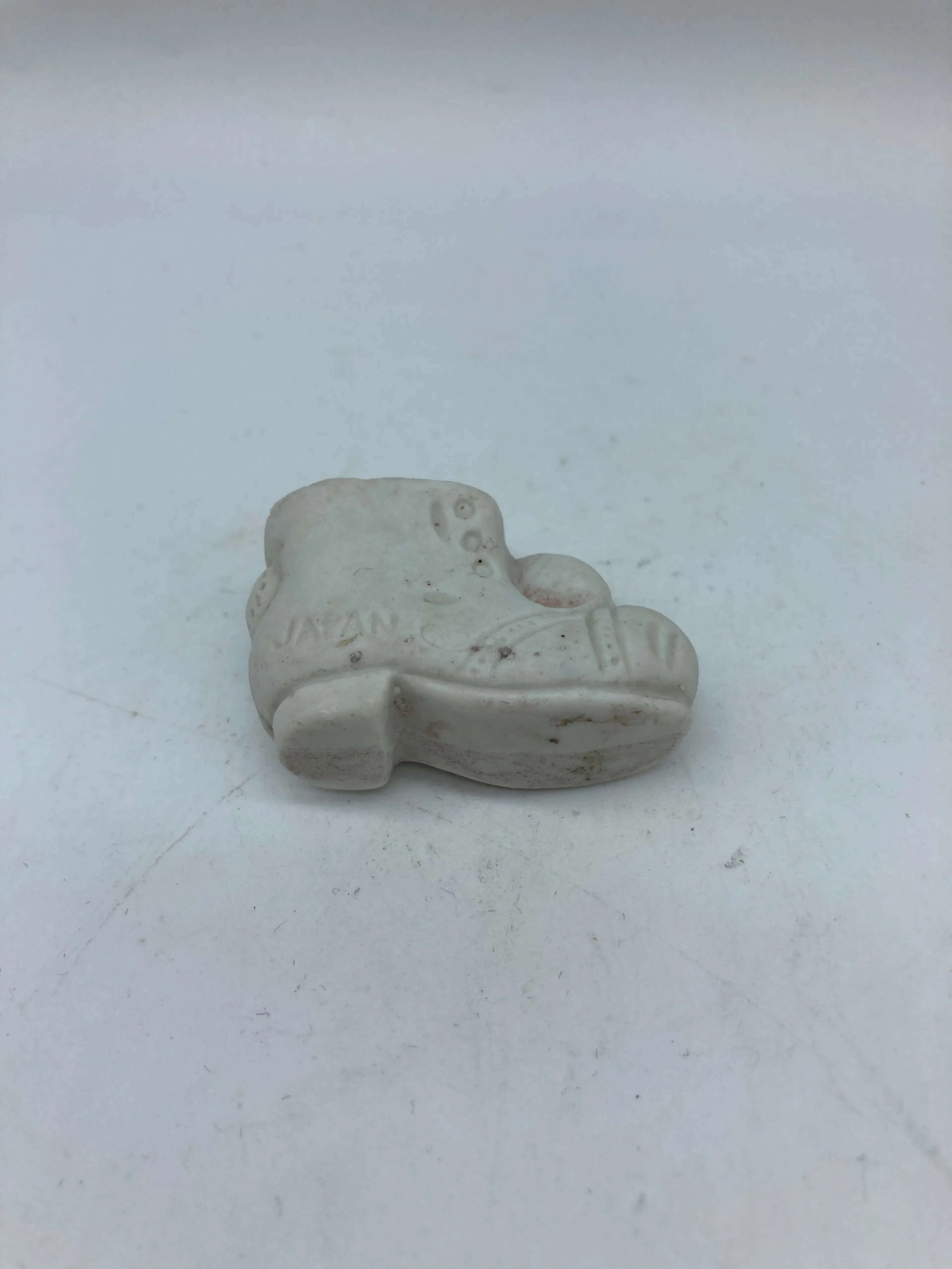Image 3 of 3