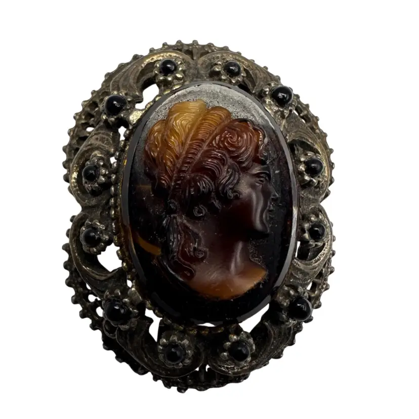 Vintage 1950's Victorian Glass Cameo Lady Brooch