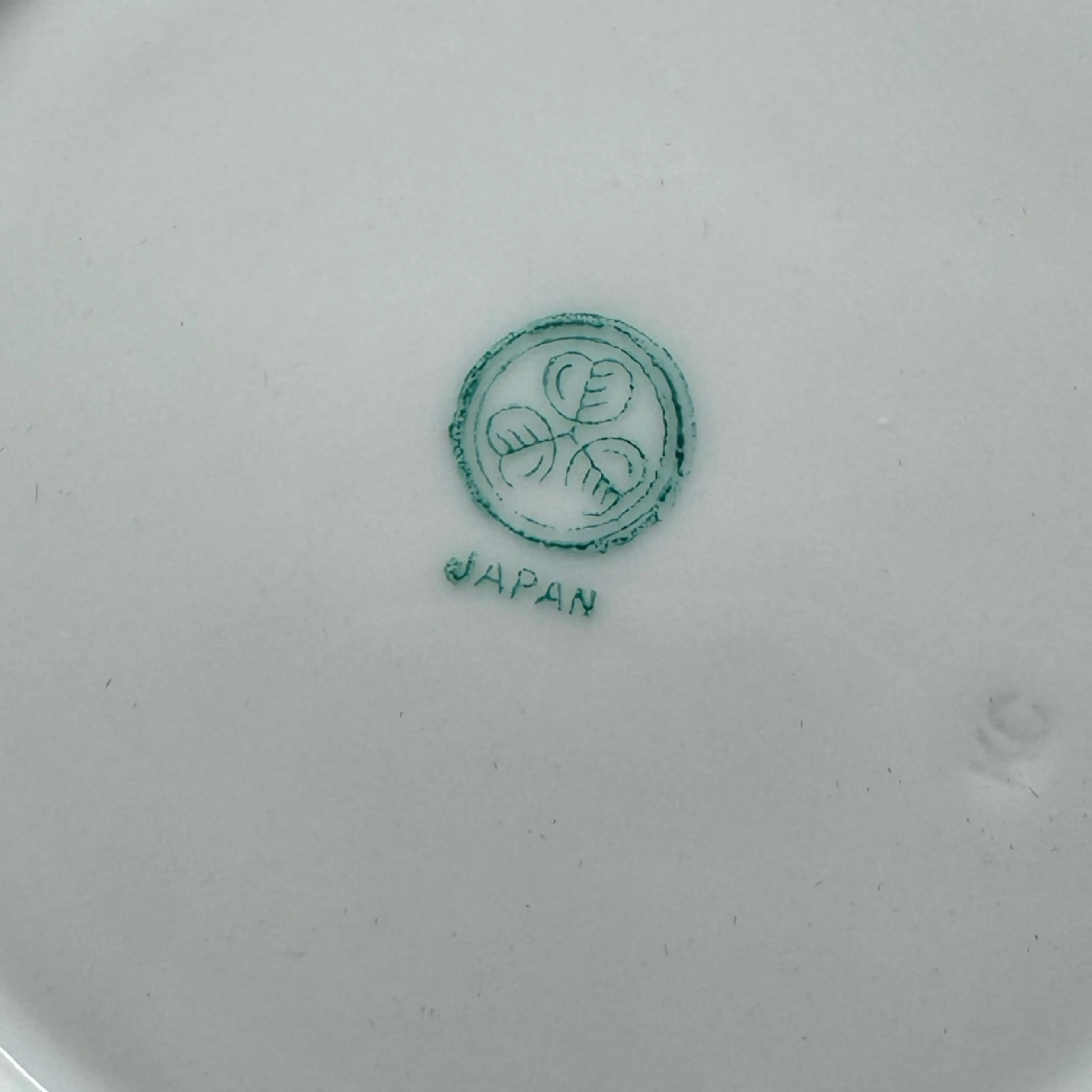 Image 3 of 3