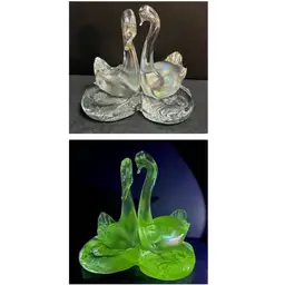 Pair of Swans On Heart Iridescent Art Glass Figurine *GLOWS* ~4.25” x 4.5” x 4”