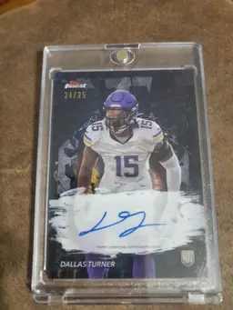 2024 Topps Finest Dallas Turner Auto 24/25 RC
