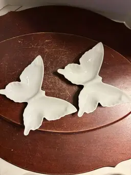 Set Of 2 White Butterfly Trinket Dishes