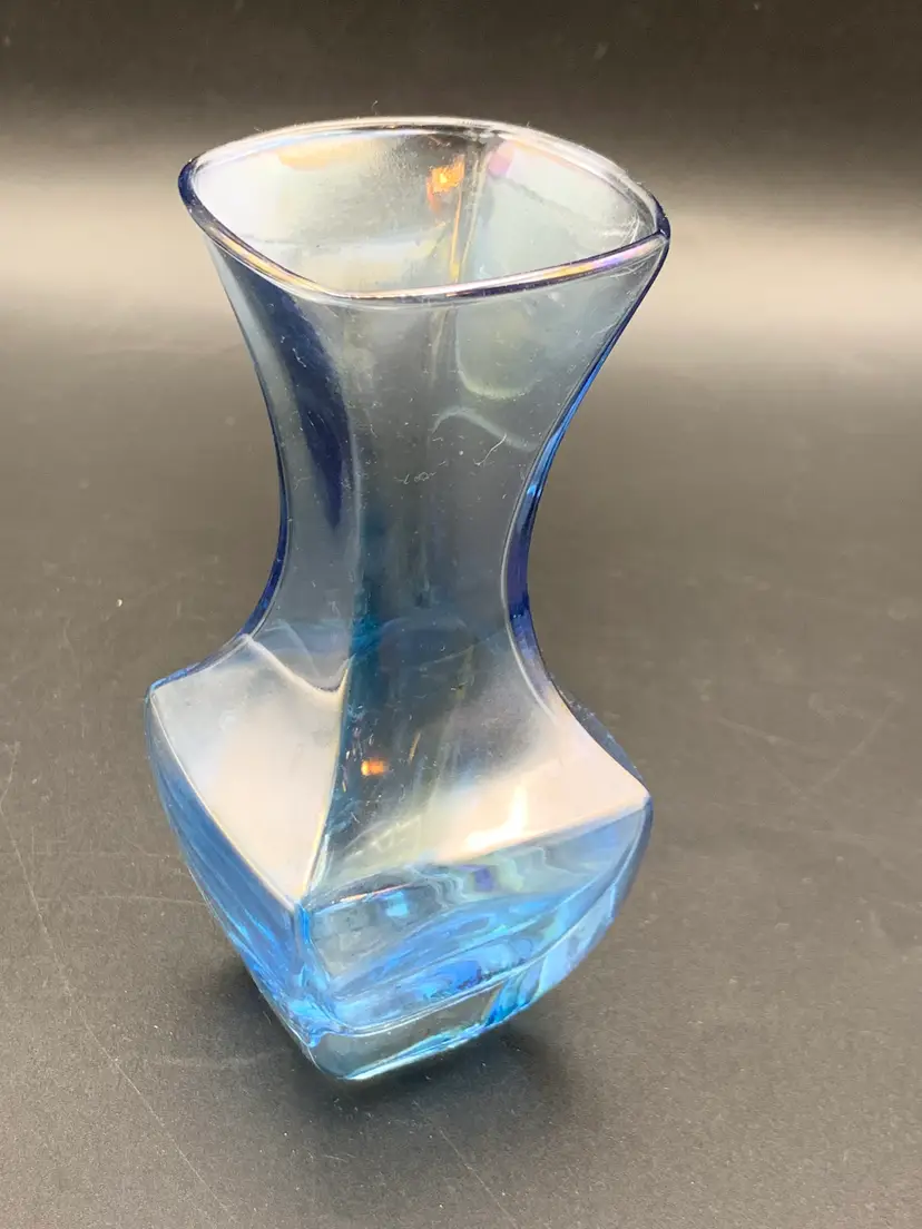 #21 - Vintage Kari Alakoski Iridescent Glass Vase