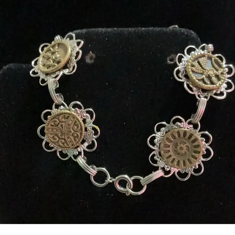#5. Vintage Silvertone Link Chain Bracelet. With Silvertone Flower Links & Goldtone Round Medallion W/ Various  Picture Designs.