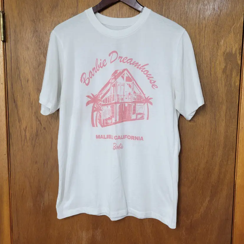 Barbie Dreamhouse Malibu California Graphic T-Shirt White Pink Large L 2023