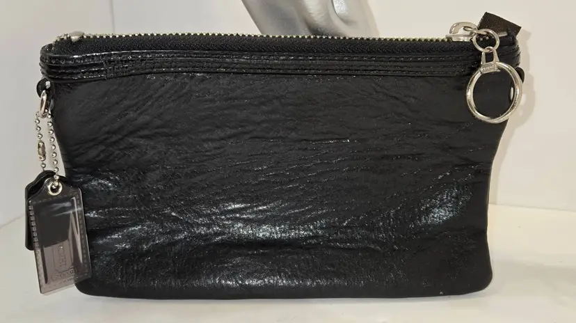 Coach Women's Poppy Love Black Thick Leather Mini Bag/Wristlet