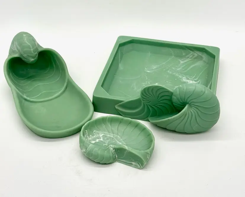 Vintage 1970's Dina Stoneware Green Marble Dust Composite Vanity Set
Nautilus Style largest piece 9 1/4" x 8" x 3 1/2" tall