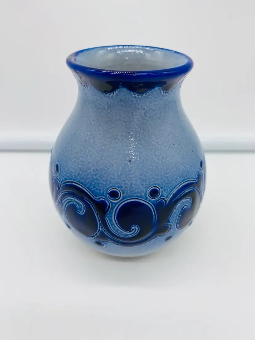 Vintage Reinh Merkelbach Hohr-Grenzhause Salt Glaze Shades of Blue 4" Vase Made in Germany