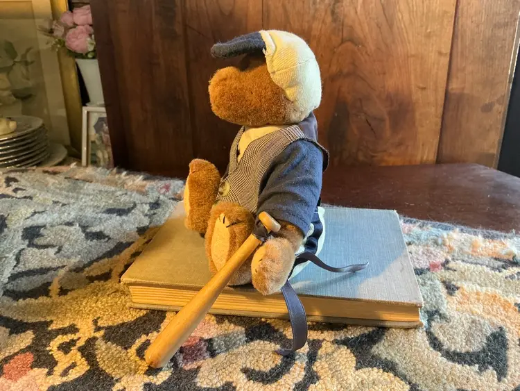 Boyd’s Bear “Slugger” 1995 8” Plush