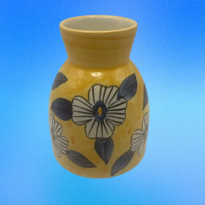 French Country Vase, 6-1/2β Tall x 5β Wide, Mouth Is 3β Wide