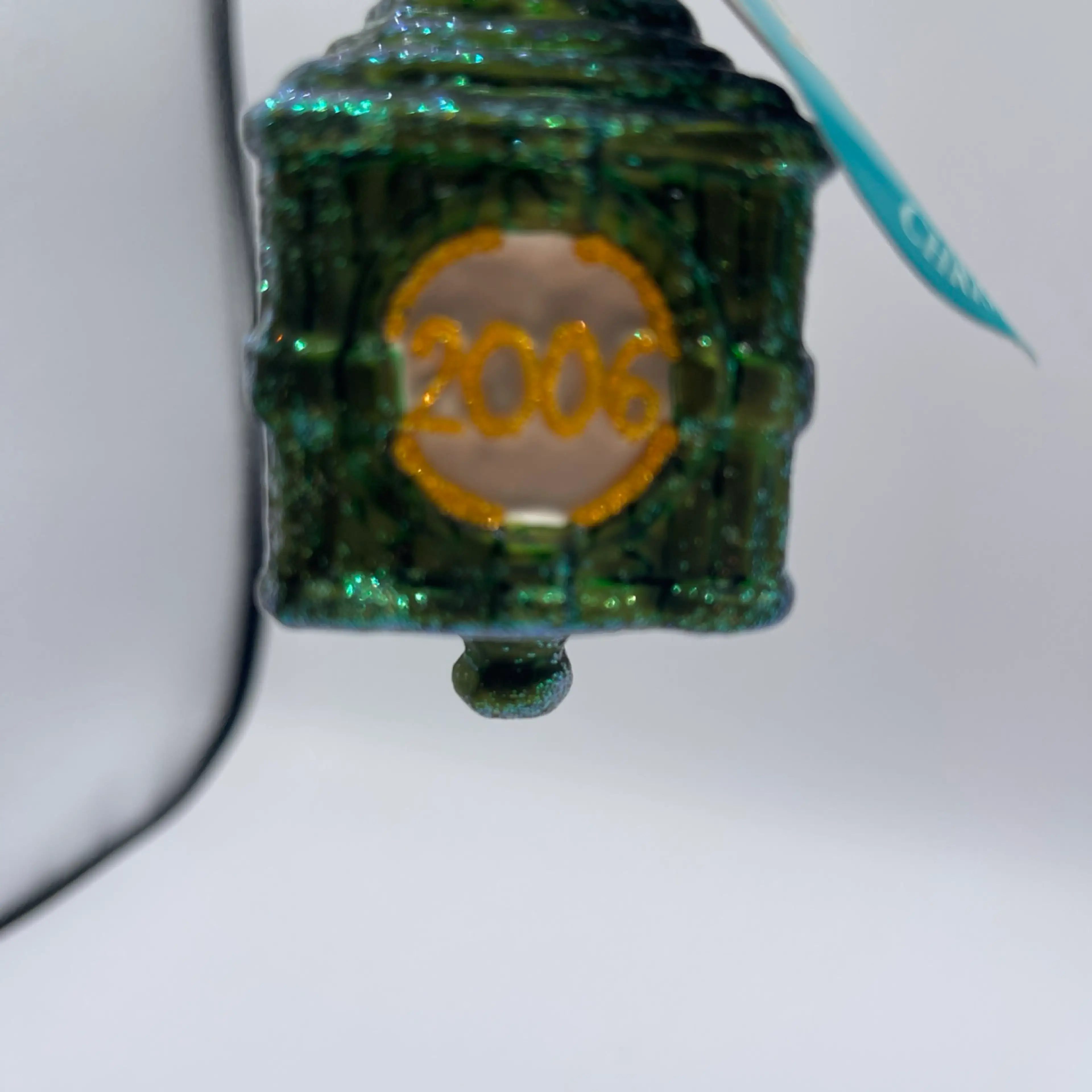 Image 4 of 6