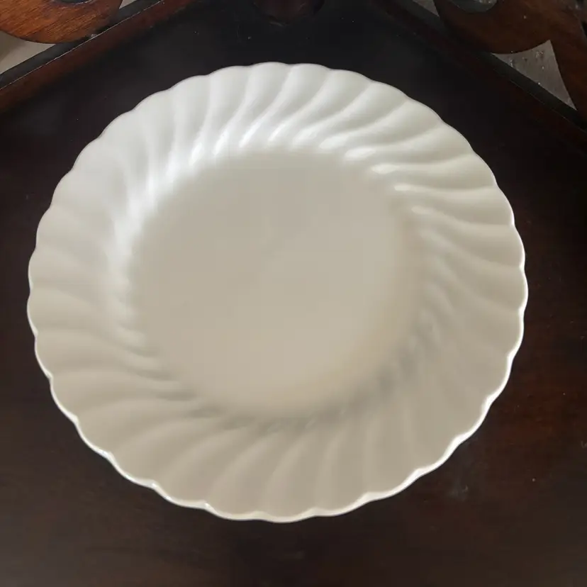 🐇Vintage Johnson Bros Regency Snowhite Ironstone Plate