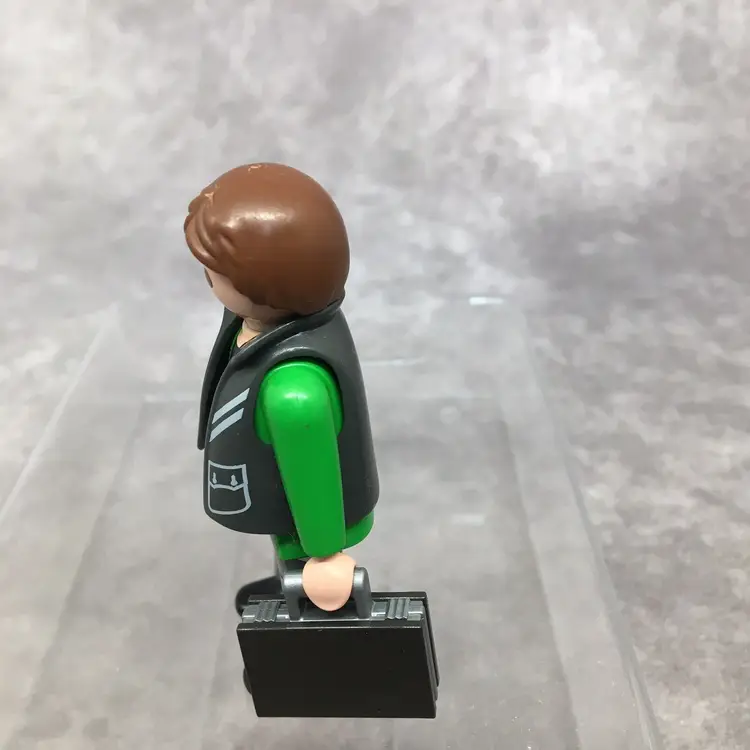 Playmobil Male Figure w/Briefcase-Case doesn't open