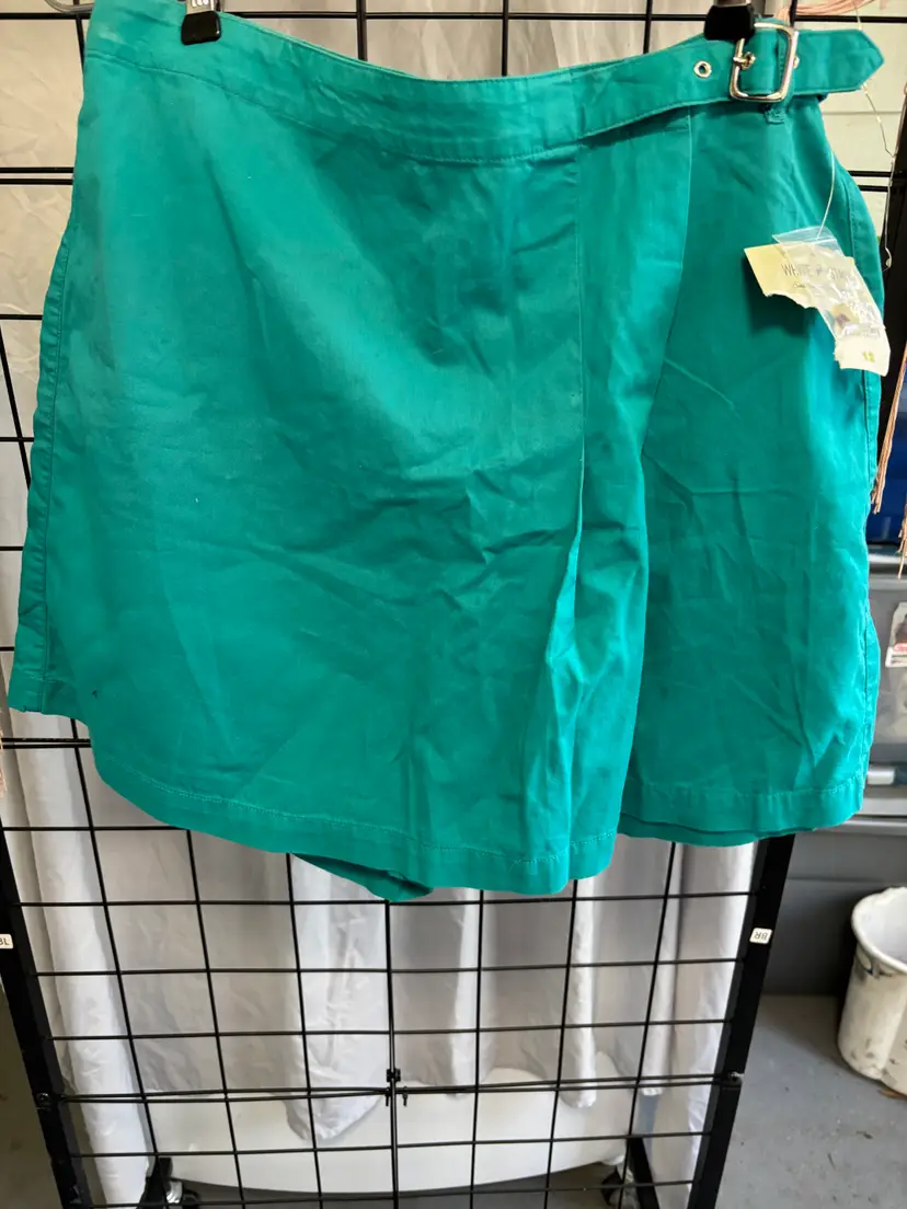 NWT White Stag SZ 12 Ladies skorts.