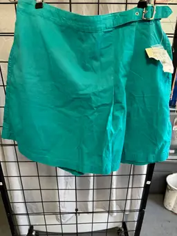 NWT White Stag SZ 12 Ladies skorts.