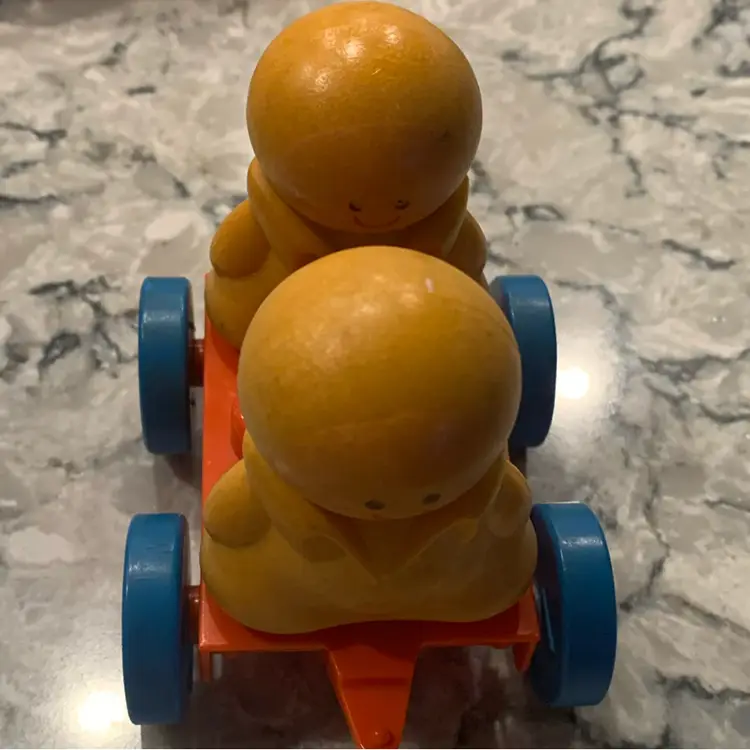 Vintage 1979 Mattel Tuff Stuff Wonder Blocks Transport Vehicle & 2 Figures