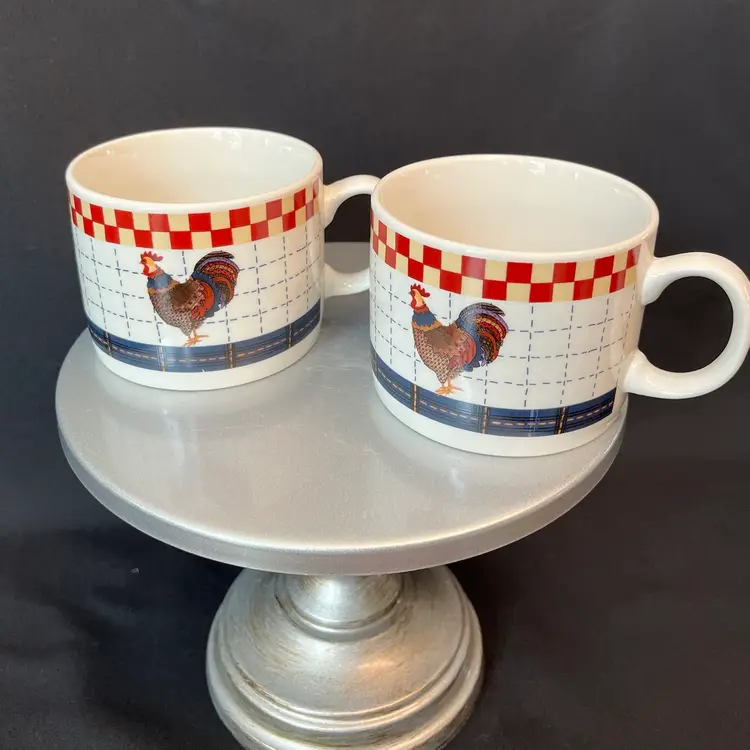 Oneida Majestic ware Calico Rooster Mugs