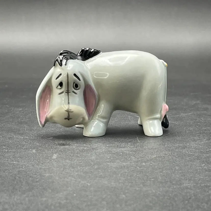 Disney Eeyore Figurine Beswick England Winnie the Pooh Collection Vintage