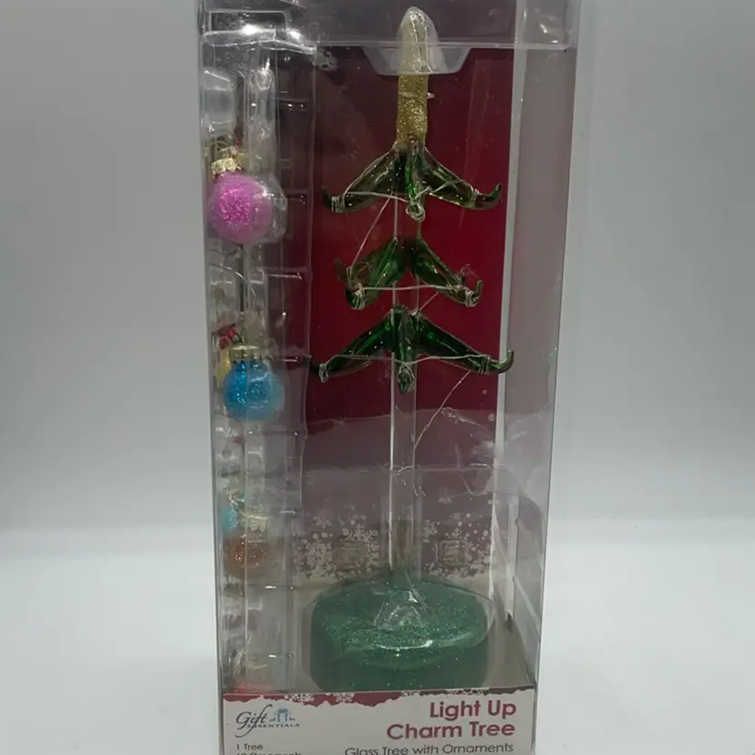 Light Up Charm Christmas Tree With 12 Ornaments New