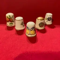 4A. VTG Porcelain Thimble Bundle