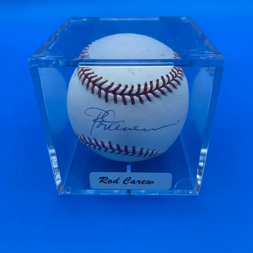 Rod Carew Autographed Rawlings Major League Baseball w/ Case & Sticker