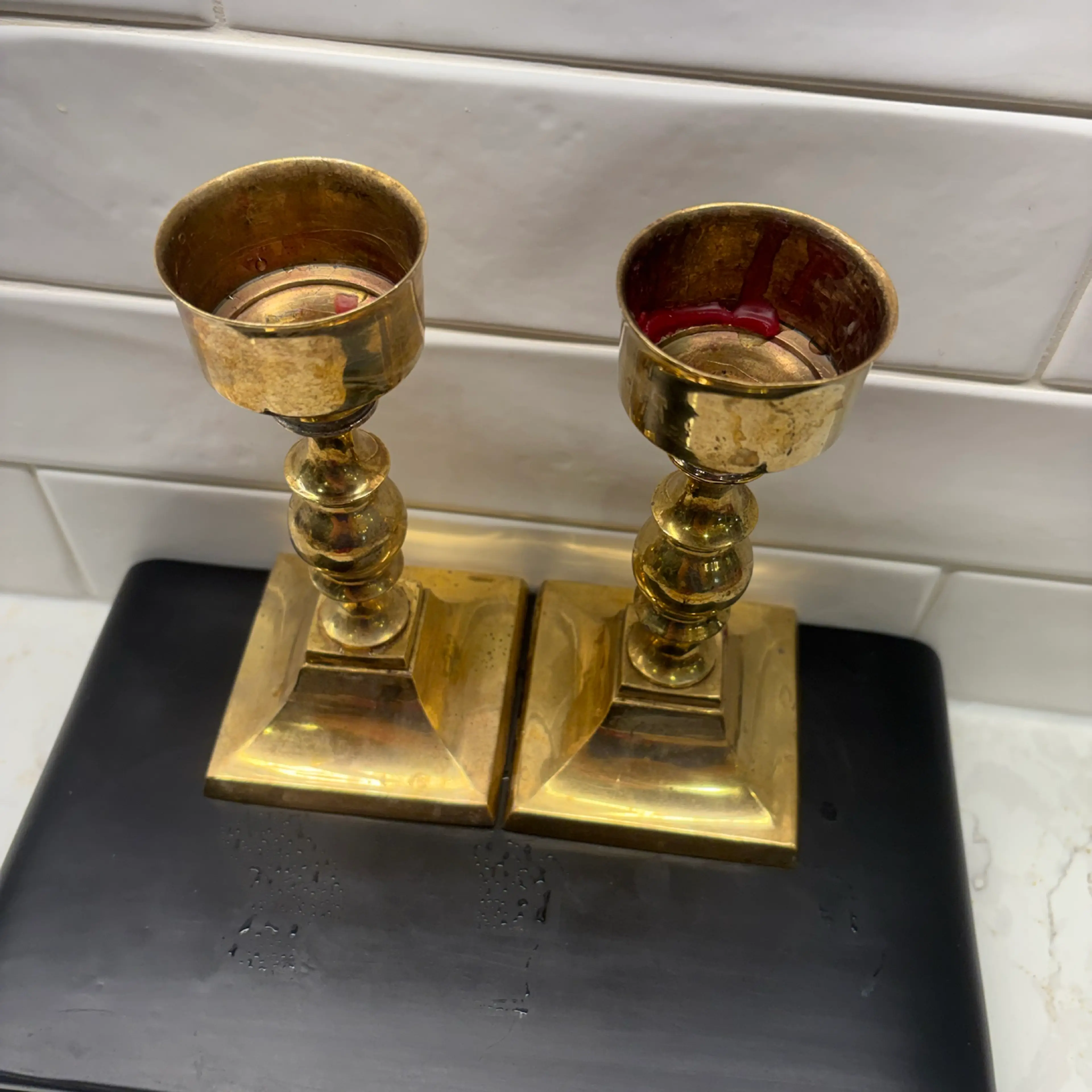 Image 2 of 4