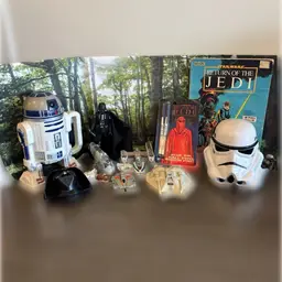 Star Wars Lot Of novelty Items. Few Hard To Find Items.