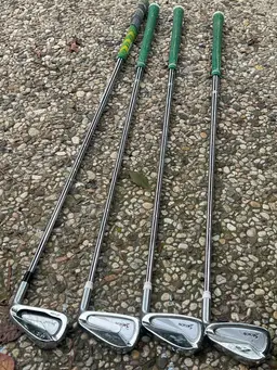 Srixon irons 6-9. 6 iron Z585. 7-9 irons Z765