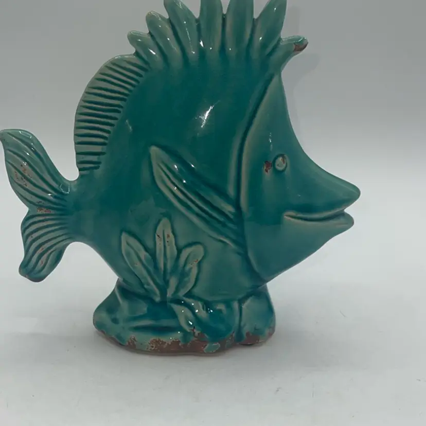Green Ceramic Fish Made To Look Vintage Crackle Design 7 1/4 Inches Tall
