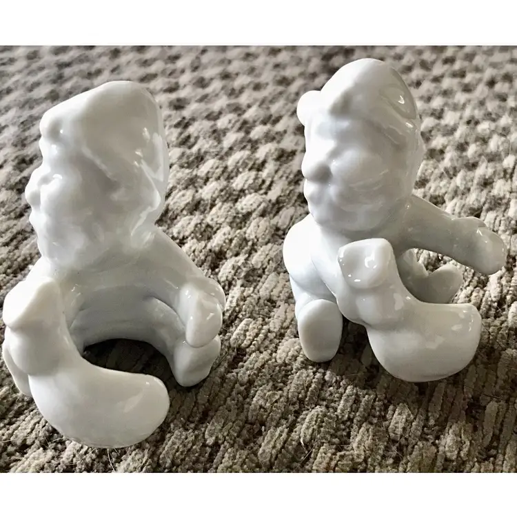2 White Vintage Santa Claus With His Sack Candle Huggers Or Napkin Rings