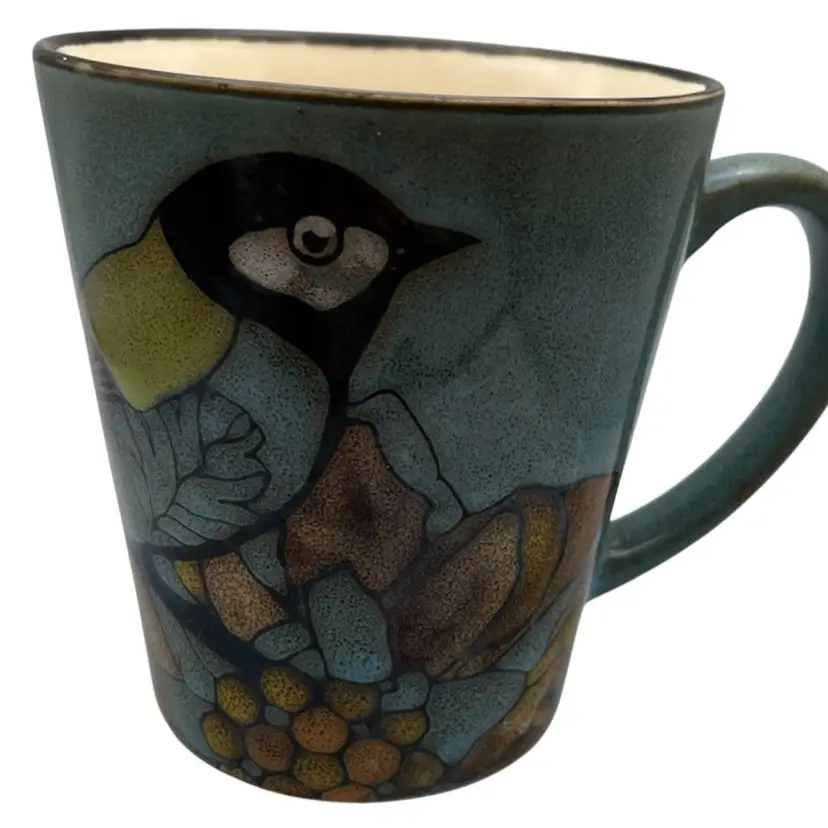Bird Pottery Mug