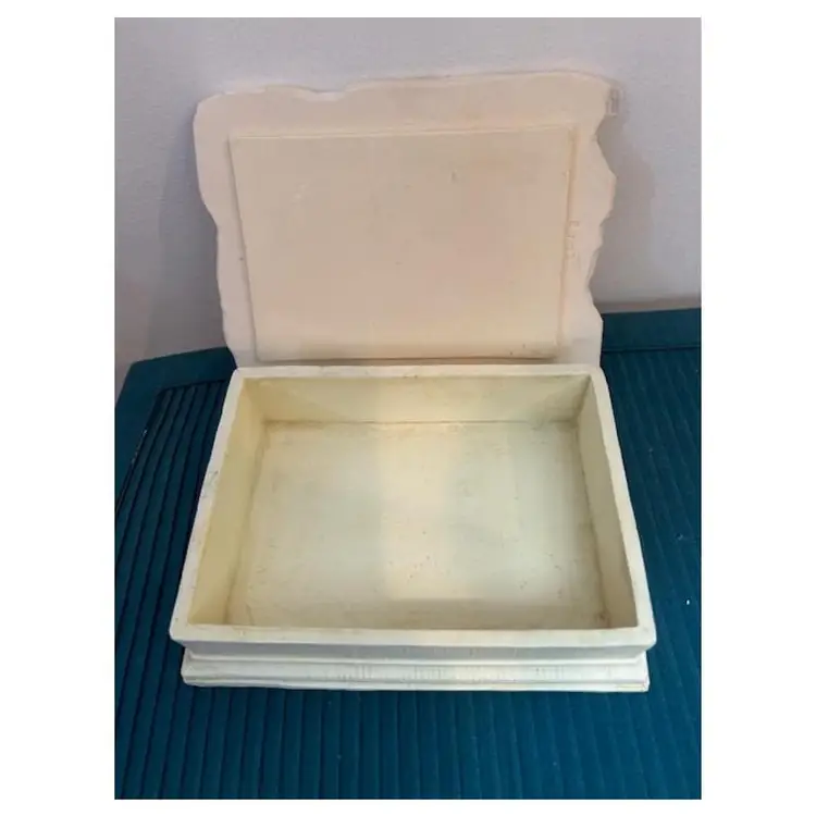 Ivy Hen Feathers brand Cast Resin Large Trinket Jewelry Wedding Box