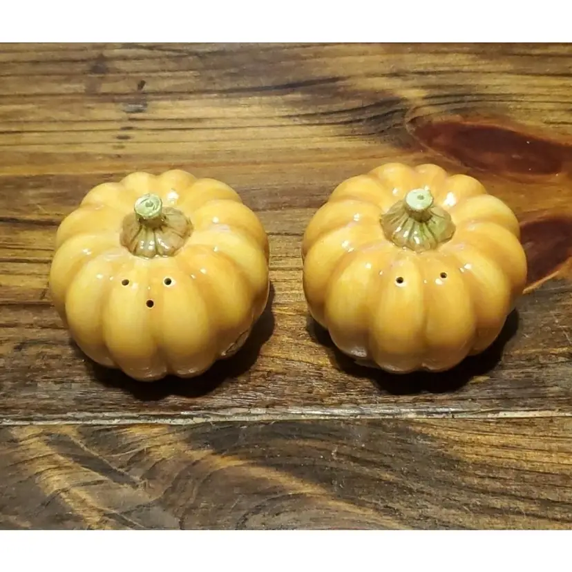 Otagiri Pumpkin Salt and Pepper Shakers