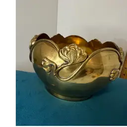 Vintage Brass Art Nouveau Revival Bowl – Centerpiece Lotus scalloped-edge floral bowl.