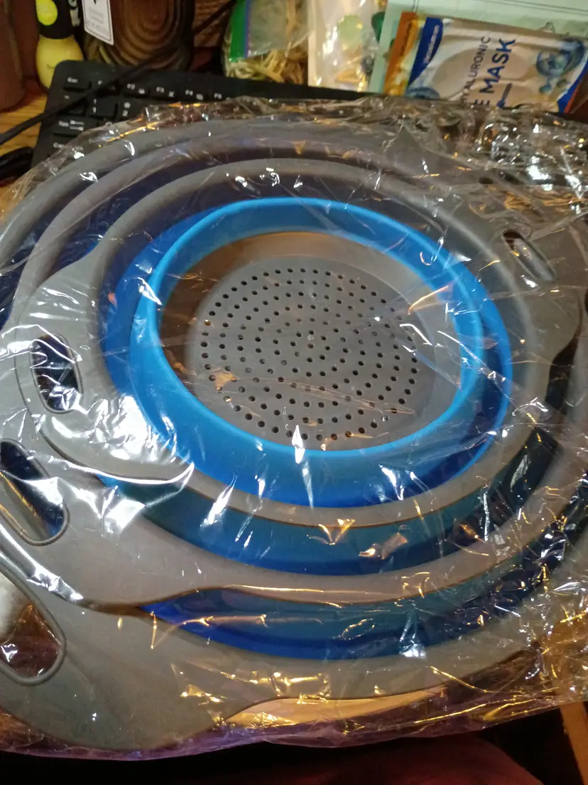 Collapsible Kitchen Strainer Set three piece MSRP $15