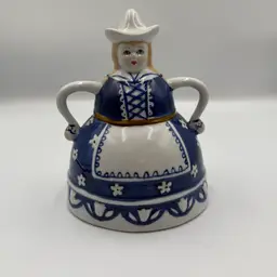 Vintage Ceramic Delft Style Figuring In blue And White Tradition Attire