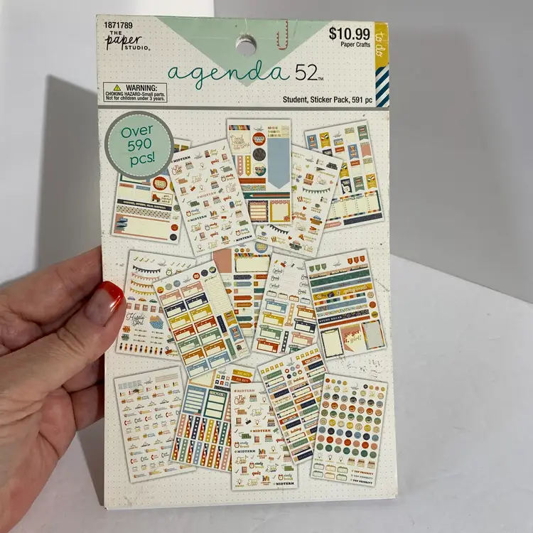Agenda 52 Student Sticker Book